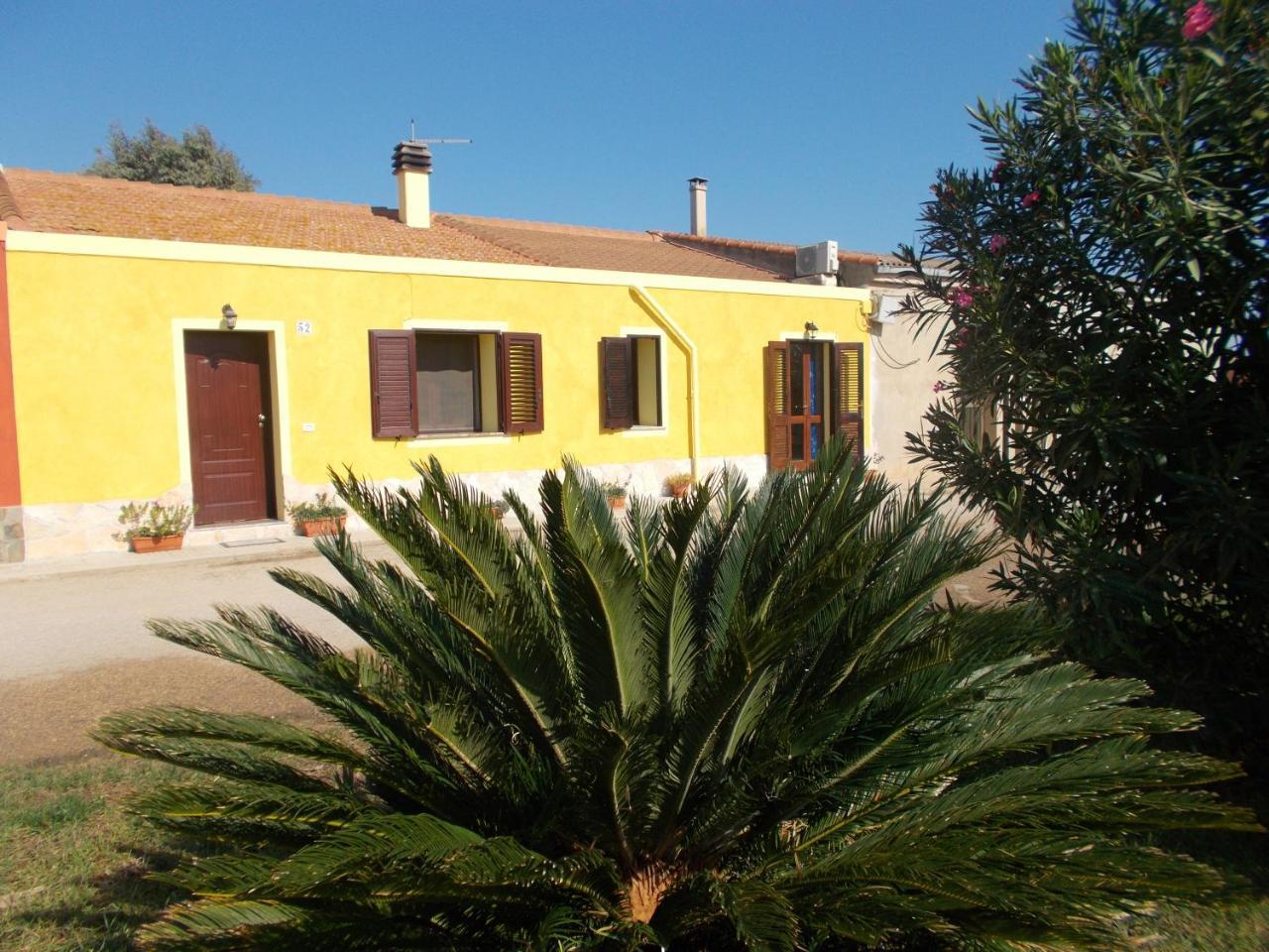 Agriturismo Ezzi Mannu Stintino Bagian luar foto